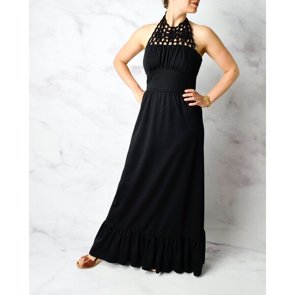 1970s Spiderweb Halter Dress Size Small 70s Halter Gown Vintage Black Maxi Dress - Picture 6 of 9